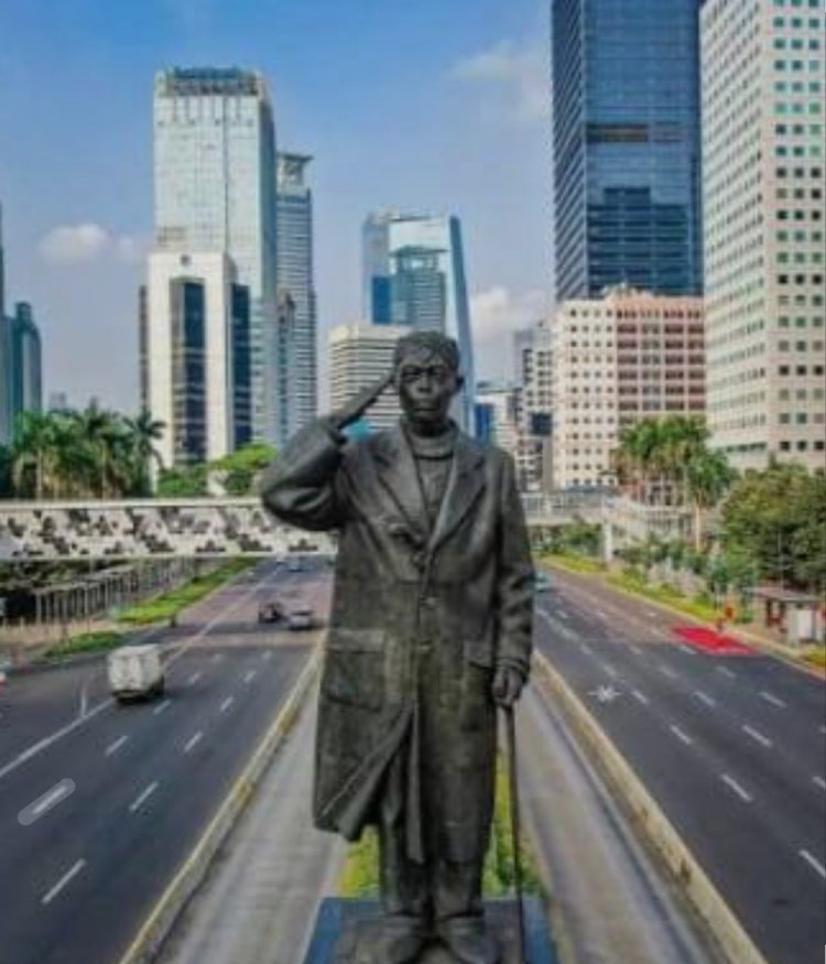 Suta Widhya: Mubazir Pindahkan Patung Sudirman