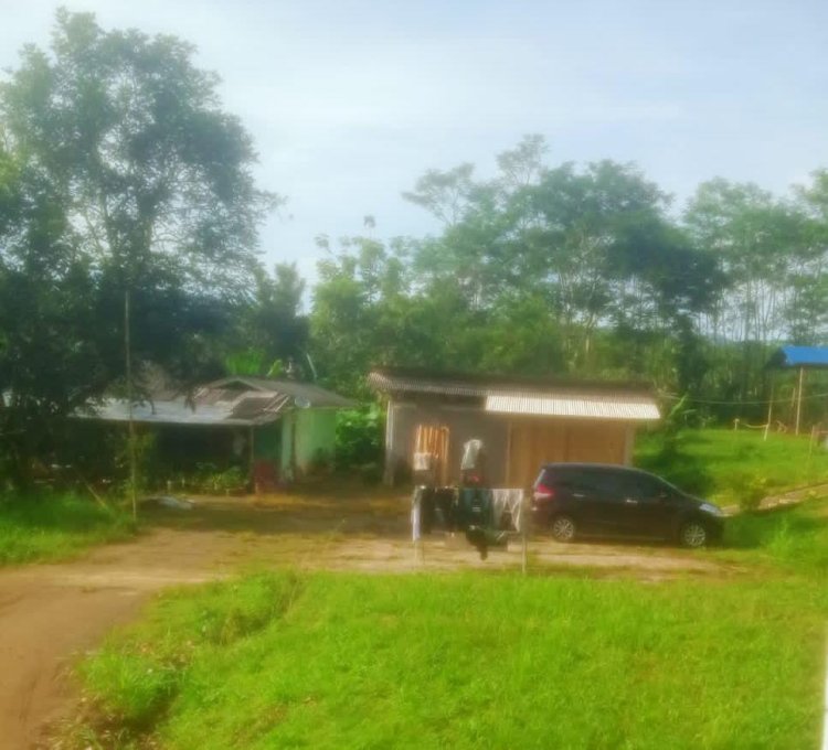 Oknum Anggota TNI Aktif (R)  Yang Bertugas di Koramil Jampang Tengah: Kenapa Hanya Tempat Saya Yang di Incar Padahal Banyak Penimbun di Wilayah Sagaranten!!?