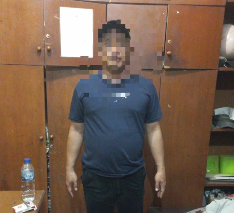 Viral Di Medsos...Polsek Leuwiliang Amankan Seorang Pria Yang Ngamuk Di Peskemas Leuwisadeng