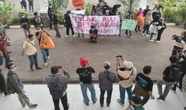 Pimred Cyber Jabar Angkat Bicara, Soal Penolakan RUU Penyiaran Yang Dibahas DPR