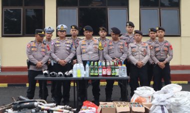 Konferensi Pers KRYD: Dalam Satu Pekan Polres Cianjur Amankan Ratusan Knalpot Brong Dan Miras