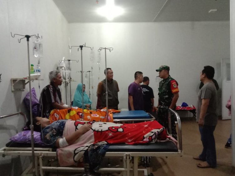 Dandim 0622/Kab. Sukabumi Kunjungi Korban keracunan makanan di RSUD Palabuhanratu Kabupaten Sukabumi