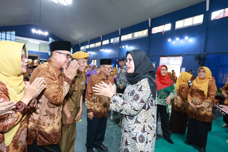 Sebut PWRI Banyuwangi ‘Laboratorium Hidup’, Bupati Ipuk Minta Pensiunan Tularkan Pengalaman Hidup ke ASN Muda