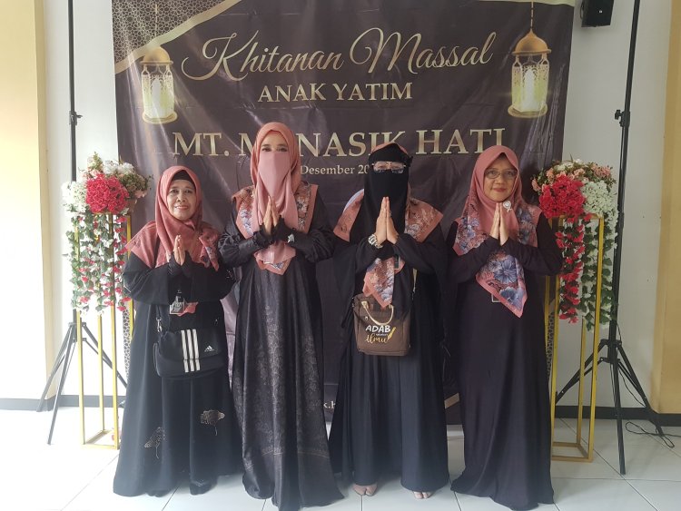 MT Manasik Hati Gelar Khitanan Massal Gratis untuk Anak Yatim di Masjid Besar Arrahman