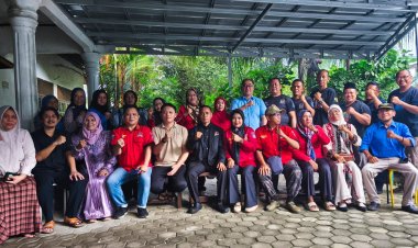 Ketum PWDPI M. Nurullah RS Pimpin Rapat, Dorong Sinergi Koperasi dan UMKM Merah Putih untuk Pemberdayaan Ekonomi Rakyat