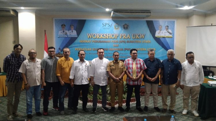 Kabid PIP Diskominfo Sumut Membuka Resmi Uji Kompetensi Wartawan Angkatan 44 – 45