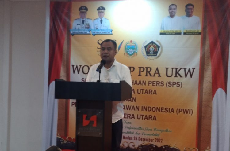 PWI Sumut Gelar Ujian Penerimaan dan Kenaikan Tingkat Anggota PWI. Farianda Putra Sinik Haramkan Wartawan Sajikan Berita Copy Paste