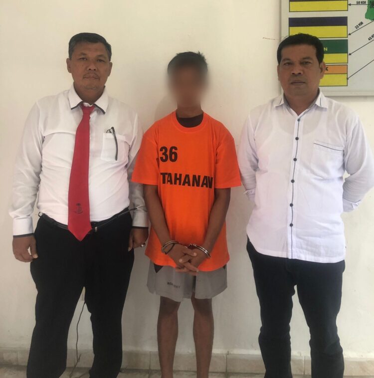 Polisi Bosar Maligas Tangkap Buruh Harian Pengedar Sabu di Tinjowan