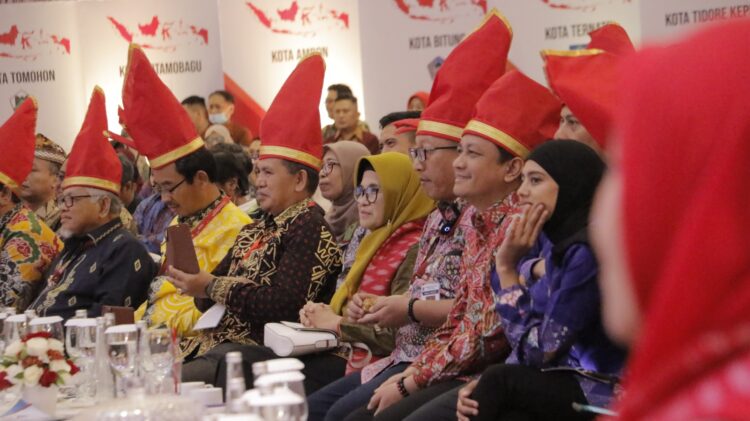 Wali Kota Pematang Siantar Mengikuti Diskusi Panel dengan 3 Calon Pemimpin Bangsa