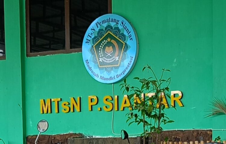 MTs Negeri Pematang Siantar “Paksa” Orangtua Siswa Baru Bayar Uang Komite 6 Bulan