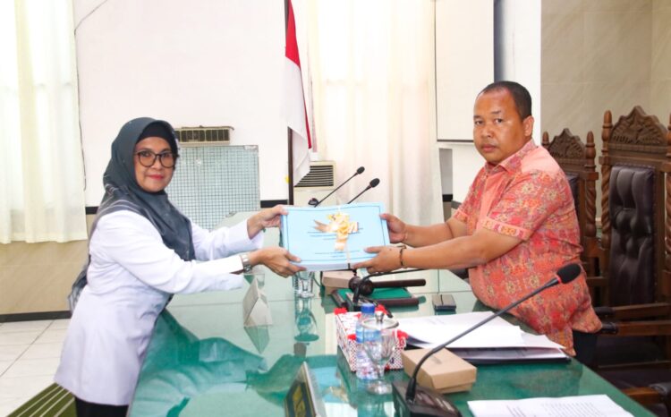 Wali Kota Pematang Siantar Menghadiri Rapat Paripurna Pengantar Nota Keuangan