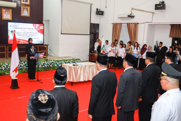 Wali Kota Pematang Siantar Melantik 54 JPT Pratama, Administrator, Pengawas, dan Fungsional