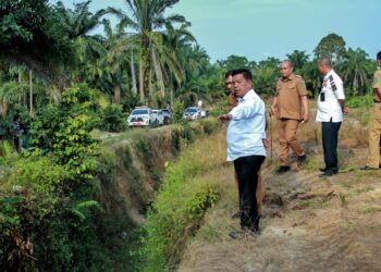 Bupati Tinjau Lokasi TPA di Kecamatan Bandar