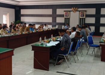 Rapat Pembahasan KUA -PPAS R-APBD 2024 Kabupaten Simalungun. Banyak Pertanyaan, Minim Pengawasan