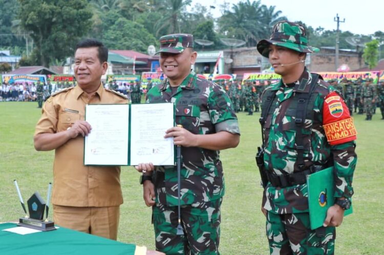 Ikuti Upacara Penutupan TMMD Ke 117 TA 2023. Bupati Simalungun: “Terimakasih Atas Kemanunggalan TNI dengan Rakyat”