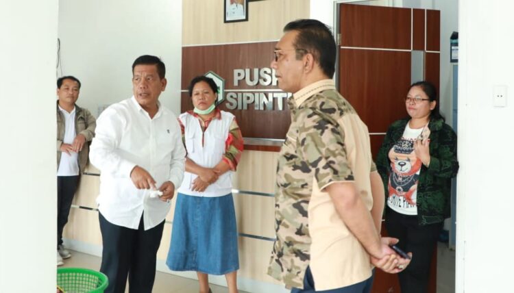Sidak, Bupati dan Ketua DPRD Simalungun Dapati Kepala Puskesmas Sipintuangin Bolos Kerja