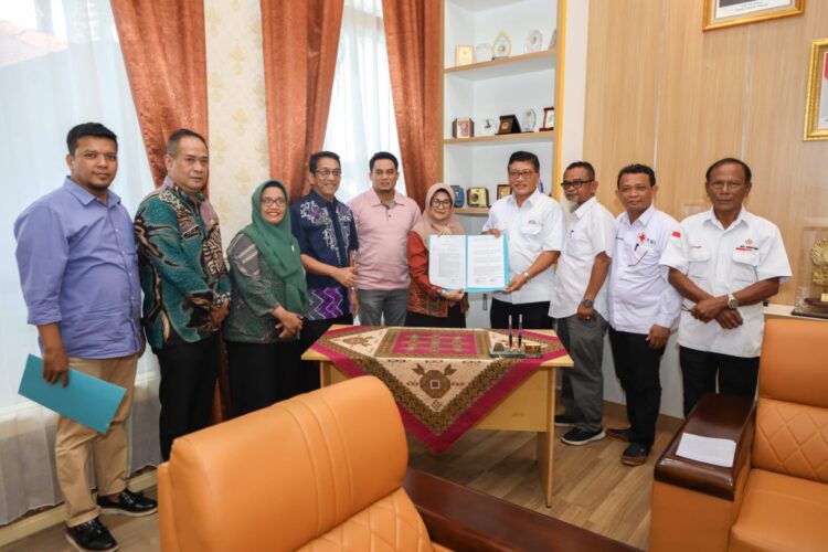 Wali Kota Pematang Siantar Menandatangani Perjanjian Pinjam Pakai Lahan kepada PMI
