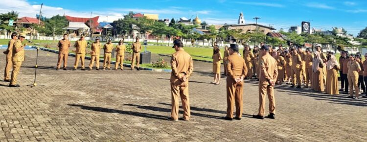 Radiapoh H Sinaga Himbau ASN dan Tenaga Honor Agar Disiplin Profesional Dalam Bekerja