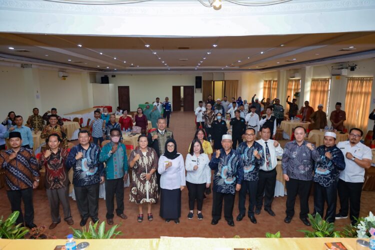 dr Susanti Dewayani SpA Membuka Acara Tatap Muka Dialog Kerukunan Umat Beragama Menyongsong Pemilu Damai 2024 di Kota Pematang Siantar