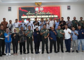 Silaturahmi dengan Insan Pers Siantar – Simalungun. Danrem 022/PT : ” peran insan pers sangat penting dalam menjaga keutuhan NKRI “