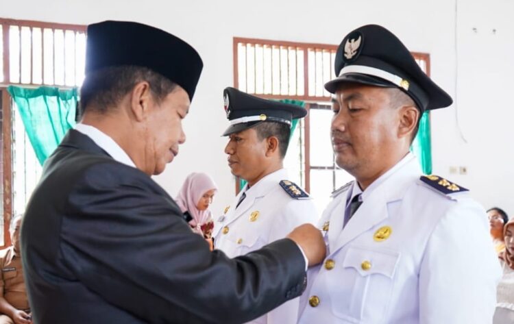 Lantik 2 Pangulu, Bupati Simalungun: “mengabdilah untuk masyarakat kita”