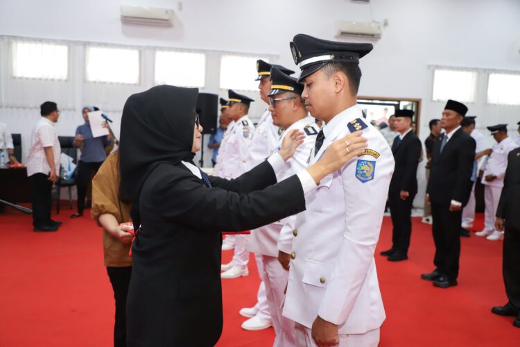 Susanti Dewayani Melantik dan Mengambil Sumpah 92 Pejabat Pemko Pematangsiantar