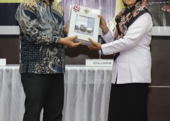 Wali Kota Pematangsiantar Menghadiri Penyampaian LHP BPK LKPD TA 2023