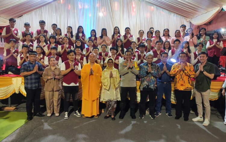 Wali Kota Pematangsiantar Menghadiri Perayaan Tri Suci Waisak 2568 BE/2024 di Vihara Samiddha Bhagya