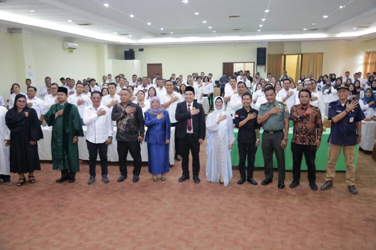 dr Susanti Dewayani Menghadiri Pelantikan Anggota PPS se Kota Pematangsiantar