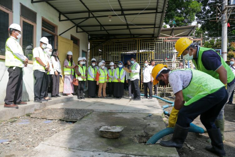 Wali Kota Pematangsianțar Menghadiri Deklarasi Kelurahan Stop Buang Air Besar Sembarangan dan Advokasi Layanan Lumpur Tinja Terjadwal