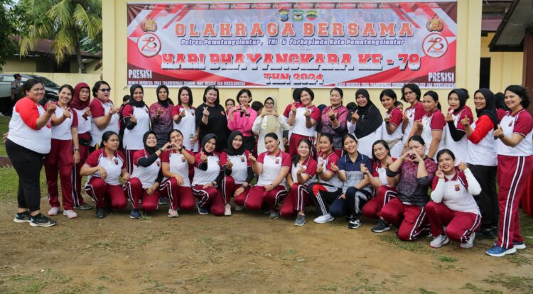 Susanti Dewayani Ikuti Olahraga Bersama Polres Pematangsiantar