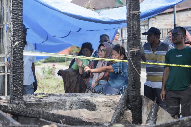 Susanti Dewayani Kunjungi Korban Kebakaran Rumah di Kota Pematangsianțar