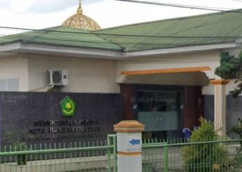 Madrasah Swasta se Kota Pematangsiantar Setor Uang Pendampingan LPj Dana BOS ke Staf Penmad Kemenag
