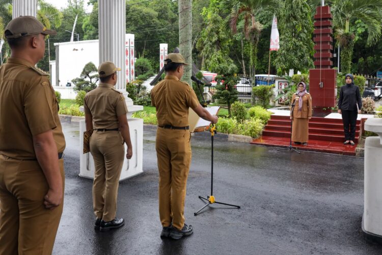 Susanti Dewayani Memimpin Apel Gabungan ASN Pemko Pematangsianțar