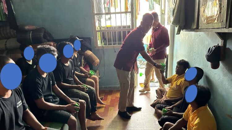 Lapas Pematangsianțar Bagikan Perlengkapan Makan dan Minum Baru Kepada Warga Binaan.