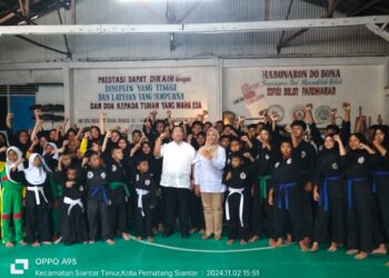 Paslon Wesly Silalahi – Herlina Buka Kejuaraan Internal Teratai Kembang Championship Tahun 2024