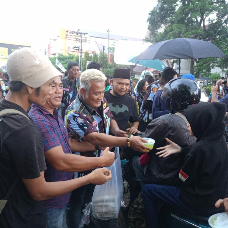 Rutinitas Tahunan, IPK Pematangsianțar Berbagi Takjil Puasa Ramdhan