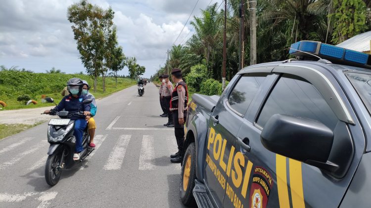 Polres Batu Bara Laksanakan Patroli Roda Empat Antisipasi 3C di Kawasan Jalinsum Kecamatan Lima Puluh