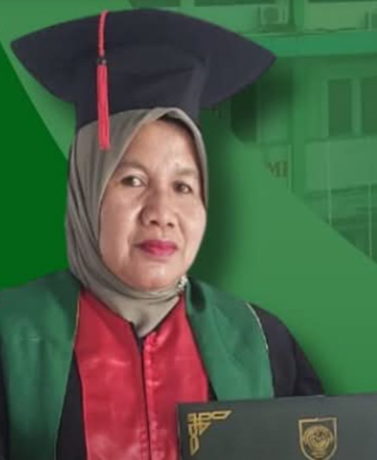 Ernawati SAg : “secara juknis, Budi Suemdi wajib mengajar walaupun jabatannya Plt Kamad”