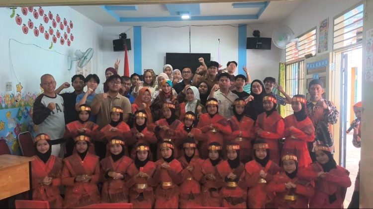 30 Mahasiswa Universitas Utara Malaysia Berkunjung ke YPI Bhakti Mandiri