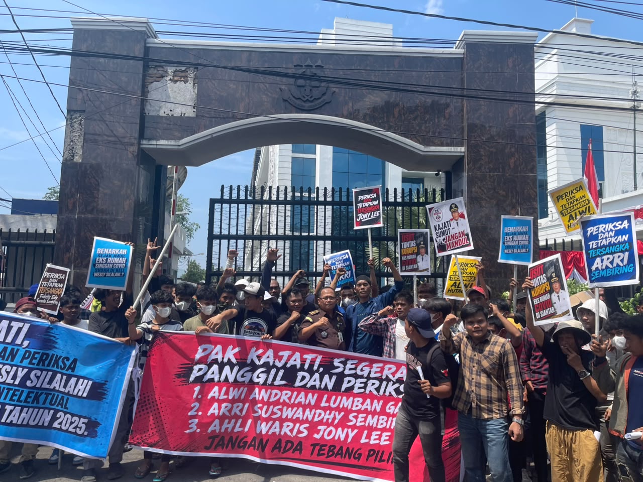 Pemeriksaan Dugaan Korupsi Eks Rumah Singgah Mengarah ke Wali Kota Pematangsianțar, Wesly Silalahi