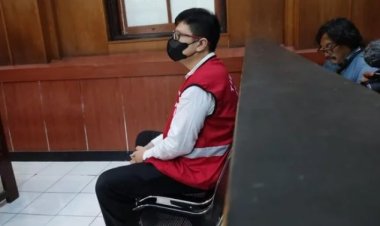 Ronald Tannur Anak Eks Anggota DPR RI Pembunuh Dini Divonis Bebas