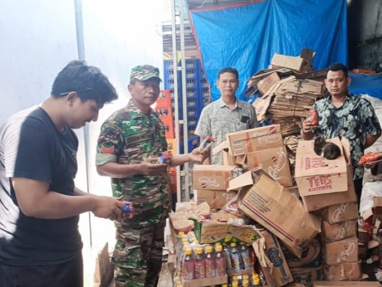 Saksikan Pemusnahan Barang Kadaluarsa, Babinsa Koramil 06-05/Bogor Utara Minta Pengusaha Jaga Konsumen