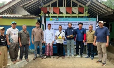 Pengabdian Buat Masyarakat, Mahasiswa dan Alumni UNPAK Renovasi Mushola di Antajaya Kabupaten Bogor