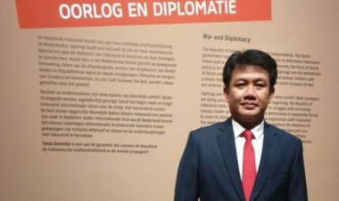 Jokowi Sebut Istana Jakarta dan Bogor Bau Kolonial, Sejarawan: Kolonialisme Itu Soal Cara Pikir