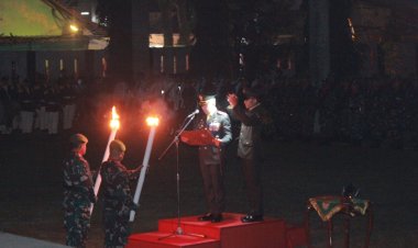 Dandim 0606/Kota Bogor Pimpin Apel Kehormatan Dan Renungan Suci Peringati HUT Kemerdekaan RI Ke - 79 di TMP Dreded Bogor