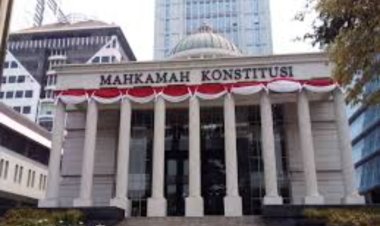 Ingatkan KPU Tak Loloskan Cagub di Bawah Umur, MK, Jika Digugat Akan Kalah