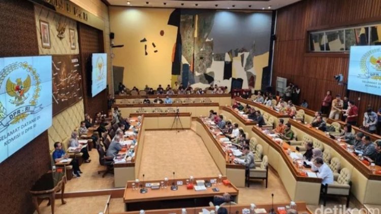 Komisi II DPR Setujui PKPU Pilkada Akomodir 2 Putusan MK