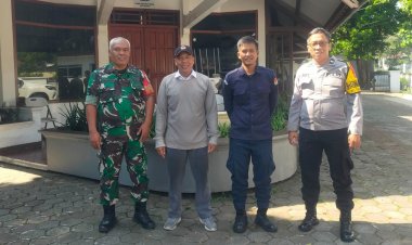 Babinsa Bersama Binmas Laksanakan Pemantauan situasi keamanan di kantor KPU kota Bogor