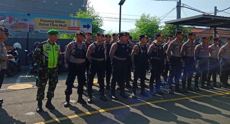 Babinsa Koramil 06-01/Bogor Tengah Pantau Aksi Unjuk Rasa Bela Palestina